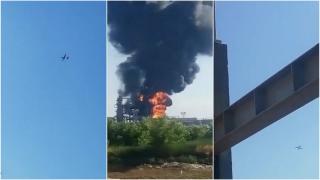VIDEO. O rafinărie din Rusia, lângă granița cu Ucraina, a luat foc. Rușii acuză un atac cu drone al ucrainenilor