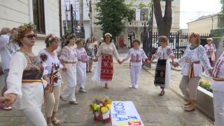 Ziua iei, sărbătorită într-un mod inedit la Galaţi: Ciuleandra dansată la orice vârstă, chiar și de tinere din Afganistan