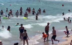 Staţiunile Eforie, printre preferatele turiştilor de pe litoral. Plaje pline şi locuri de cazare epuizate