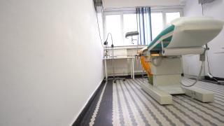 Spitalele încep să refuze să facă avorturi. Cazul femeii care a fost ignorată până când a fost nevoită să păstreze copilul