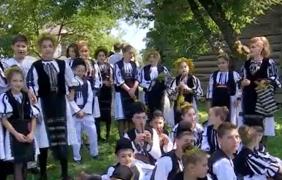 Concurs de ii la Muzeul Arhitecturii Populare din Curtişoara: Cea mai veche are 170 de ani