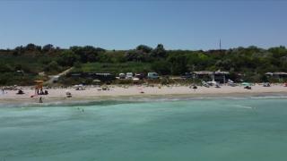 Alternativă pentru a scuti drumul până la mare. Plajele din România preferate de tot mai mulţi turişti