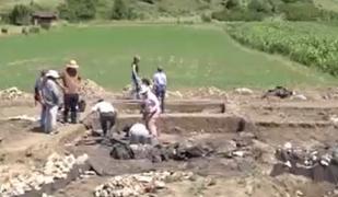 Iubirea pentru istorie îi ademeneşte pe studenţii străini în România. Micile comori arheologice nu sunt, însă, uşor de găsit