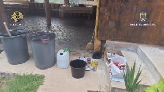 Cine sunt traficanții prinși în laboratorul de extragere a cocainei din Bihor. Unul era căsătorit cu o columbiancă
