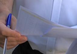 Titularizare 2022. Unii din profesori au dat bir cu fugiţii după ce au văzut subiectele: "A fost scurt pentru mine"