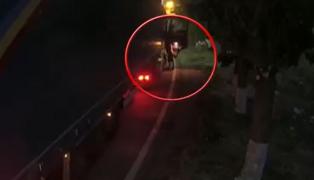 Şoferii din Bihor, amendaţi cu zeci de mii de lei după ce au fost surprinşi de camere aruncând gunoiul pe străzi. Unii au rămas şi fără maşini