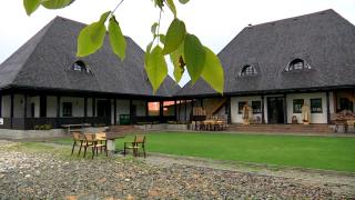 Case ca pe vremea bunicilor, transformate în pensiuni