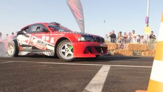 Show ca-n Fast & Furious, adrenalină şi cai putere la malul mării. Spectacol total cu zece profesioniști în drifturi