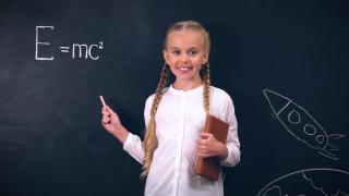 Zeci de olimpici s-au adunat pentru a ajuta alți colegi, gratuit, în tabăra "Împreună pentru educație"