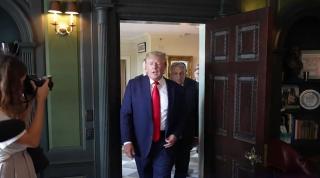 Trump ar fi din nou preşedintele SUA dacă alegerile s-ar organiza acum. Sondaj realizat de Harvard: Joe Biden sau Kamala Harris n-ar avea nicio şansă