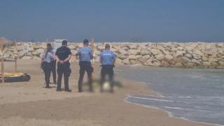 Un salvamar s-a înecat încercând să salveze un tânăr de 29 de ani. Ambii au murit: "S-a agăţat de salvator, l-a băgat la fund"