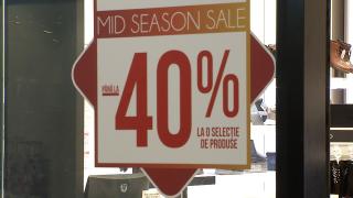 Ce se ascunde în spatele "reducerilor de 90%" şi cum să nu fim păcăliţi de ofertele mincinoase