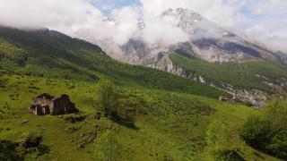 Munţii Apuseni, incluşi de CNN în topul celor mai frumoase locuri din Europa care merită descoperite anul acesta