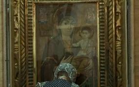 Cel mai mare pelerinaj din Ardeal: 50.000 de oameni vor parcurge 7 km pentru a se închina Icoanei Făcătoare de Minuni de la Mănăstirea Nicula