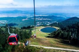 Canionul Șapte Scări s-a redeschis pentru turiști. Distracție și peisaje de vis și la tirolienele din Masivul Piatra Mare