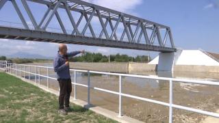 Lucrările la un pod feroviar, distrus de viitură, încheiate după 4 ani. 50.000 de oameni vor putea ajunge, din nou, la Braşov