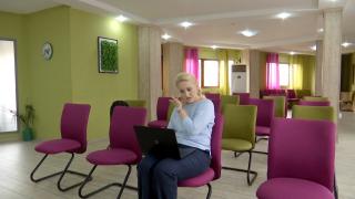 Calea spre succes "deschisă" cu 250 de euro. Povestea Adinei, care şi-a schimbat radical viaţa după un anunţ pe Facebook