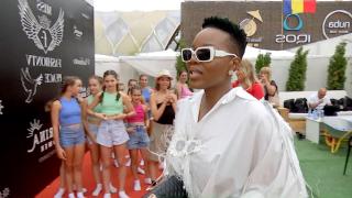 Interpreta melodiei Jerusalema a ajuns în România. Nocembo Zikode va susţine un concert în Mamaia