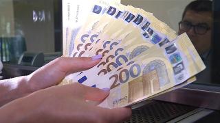 Euro atinge minimul ultimilor 20 de ani pe fondul opririi gazului rusesc