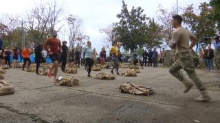 MApN caută voluntari. 100 de ieșeni au încercat pentru o zi viaţa militarilor din batalionul Lupii Negri: ''Acum înțeleg prin ce trec''