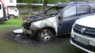 Incendiul din curtea Protecției Copilului Bacău, la o săptămână după ce mașina directorului a fost făcută scrum