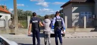 Un bătrân de 77 de ani din Dolj, jefuit în propria casă. Tâlharul i-a furat 11.000 de lei