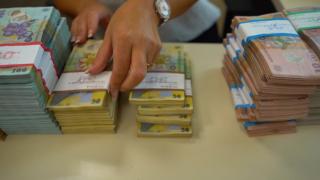 IRCC aproape se va dubla din octombrie, începe coșmarul pentru românii cu credite. La cât vor ajunge ratele