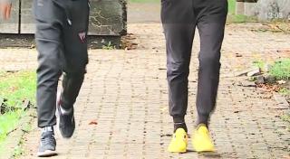 Profesor tăiat cu boxul metalic, la o școală din Mureș. A încercat să despartă doi adolescenți care se încăierau, într-o pauză