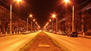 Ideile autorităţilor pentru a face economie iarna: spălat mai rar pe mâini şi străzi iluminate doar pe o parte