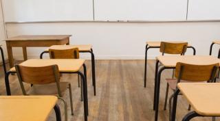 Sorin Cîmpeanu promite că elevii nu vor îngheţa în sălile de clasă. Şcoala va funcţiona normal indiferent de facturile la energie