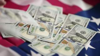 Dolarul, la un nou record istoric, a ajuns la 5,1135 lei. CURS BNR 26 septembrie 2022