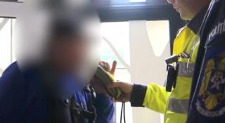 ''Am băut niște vodcă.'' Spital din Braşov, păzit de paznici băuţi bine. Nu e prima oară când aburii alcoolului îi ameţesc la muncă