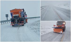 Transalpina se închide astăzi din cauza vremii. Ninge viscolit, drumul este acoperit cu gheață și zăpadă, iar ceața reduce vizibilitate sub 50 de metri