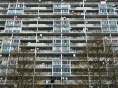 Taxe mai mari pentru români. Senatorii PSD și PNL vor creșterea impozitului pe locuințe cu 50%