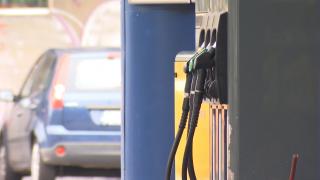 OPEC+ anunţă scăderea producţiei de petrol. Decizia a fost luată pentru a creşte preţul barilului