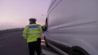 Poliţiştii clujeni au ''vânat'' şoferii care încalcă legea. Au împărţit zeci de amenzi pentru cei prinşi fără centura de siguranţă