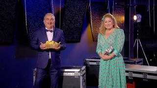 Festival printre ruinele oraşul lui Mihai Viteazul. Valentina Fătu şi Vasile Muraru ne invită la o lecţie de istorie