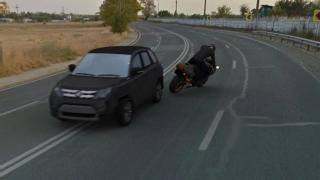 ANIMAŢIE GRAFICĂ. Cum s-a petrecut accidentul în care a fost implicată Monica Macovei. Starea motociclistului, în continuare foarte gravă