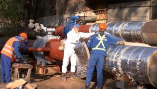 Locuitorii din Militari ar putea avea apă caldă şi căldură după ce anul trecut au îngheţat de frig. Reabilitarea conductei a costat aproximativ 700.000 de lei