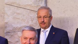 Cine l-ar putea înlocui pe Vasile Dîncu la Ministerul Apărării: Variantele luate în calcul de PSD