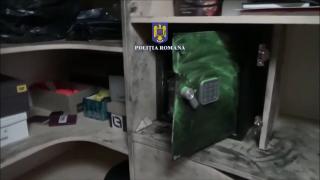 Răzbunare după divorţ. Cum a reuşit o femeie din Buzău să spargă seiful fostului soţ şi să fure 100.000 de euro