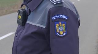 Şefi din Poliţie, acuzaţi de abuz în serviciu: schema prin care ar fi păstrat un post fără concurs. Patru comisari, reţinuţi pentru 24 de ore