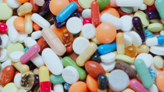 Cât de bune sunt antibioticele şi ce riscuri prezintă când le foloseşti greşit