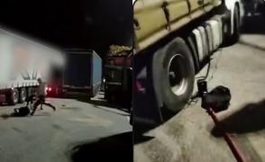 Șofer de TIR, bătut de trei colegi, după ce i-au furat o tonă de motorină iar victima i-a denunțat, în Slovenia: "Mi-au spart capul şi mi-au rupt urechea"