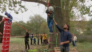 Activităţi de weekend pentru copii, la Cluj-Napoca. Au lăsat deoparte jocurile pe calculator şi au ieşit să facă sport în natură