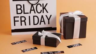 Black Friday 2022. Când încep primele oferte de Black Friday. O mare companie dă startul reducerilor joi