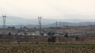 Cu ce modificări se vor trezi românii de la 1 ianuarie 2023. Tarife noi la curent şi fără plafonare la lemne