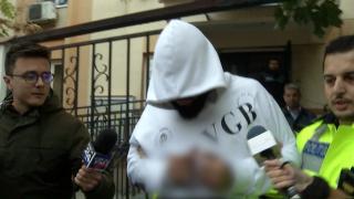 Şoferul care i-a umilit pe poliţişti si jandarmi scapă liber, a doua oară. Părinţii au venit să îl ia acasă din arest