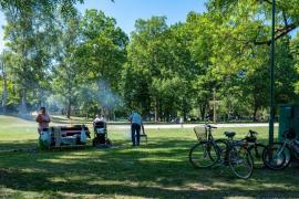 Zile libere 2023. Trei noi minivacanțe, a câte patru zile libere fiecare, anul viitor