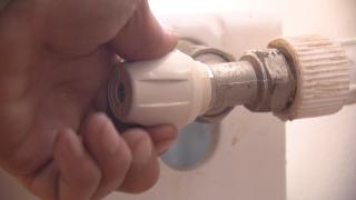 Vești rele pentru bucureșteni: apa caldă și căldura se scumpesc din nou. "Ce să facem? Trebuie să trecem peste iarna aceasta"